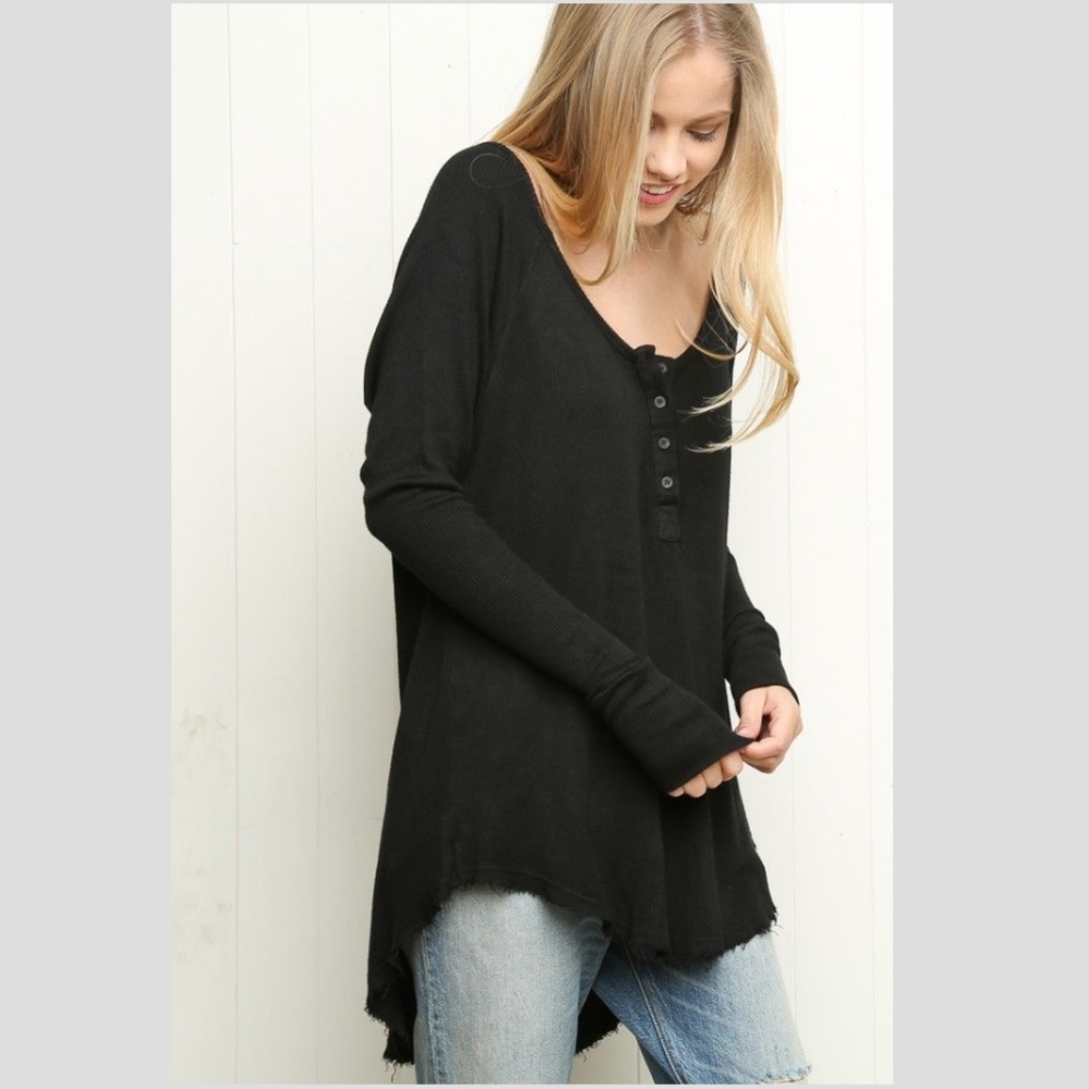 Brandy Melville - Slouchy Long Sleeve